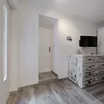 Pave * Zadar